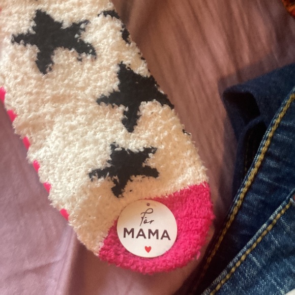 Mama and Mini matching socks and matching scrunchies - Picture 4 of 4